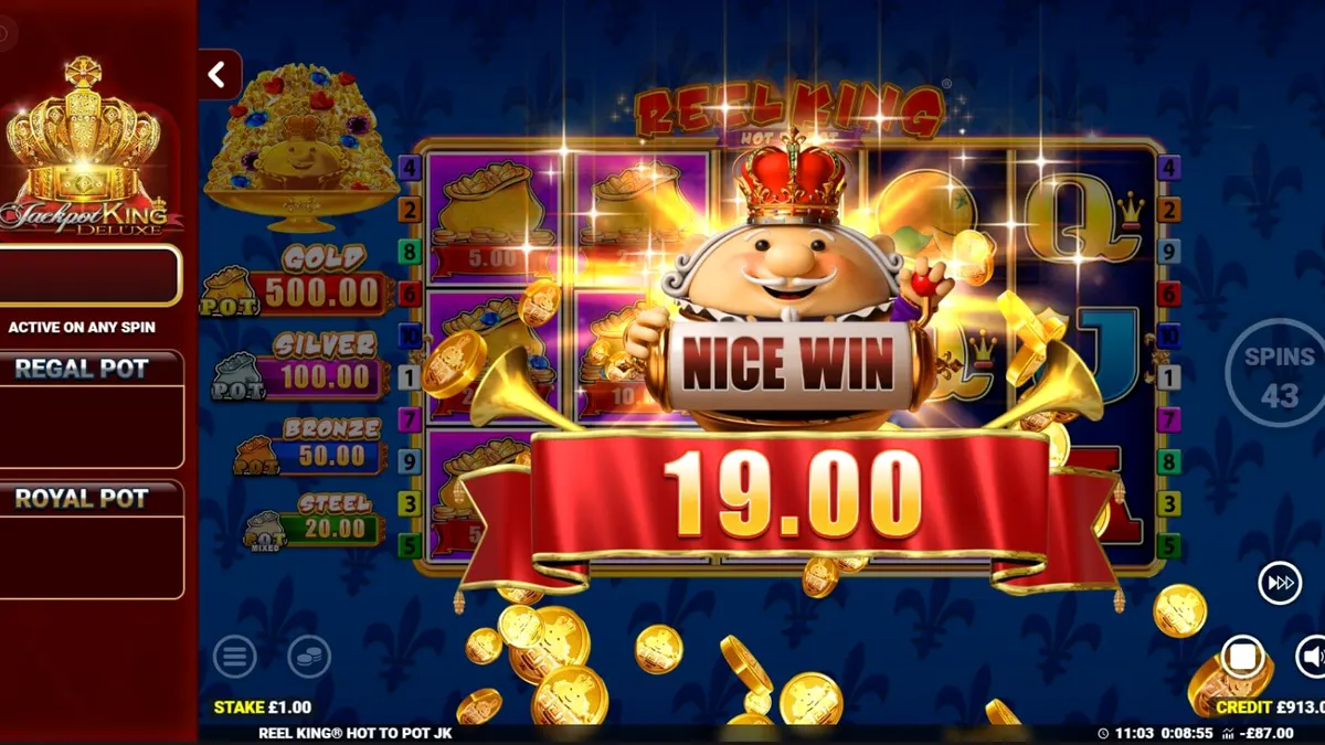 Tampilan visual slot Reel King: Hot to Pot dengan nuansa emas dan simbol buah klasik.
